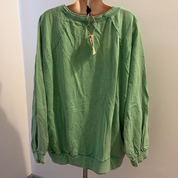 Easel Light Green Sweatshirt Top with Pockets Small NWT - Picture 4 of 6